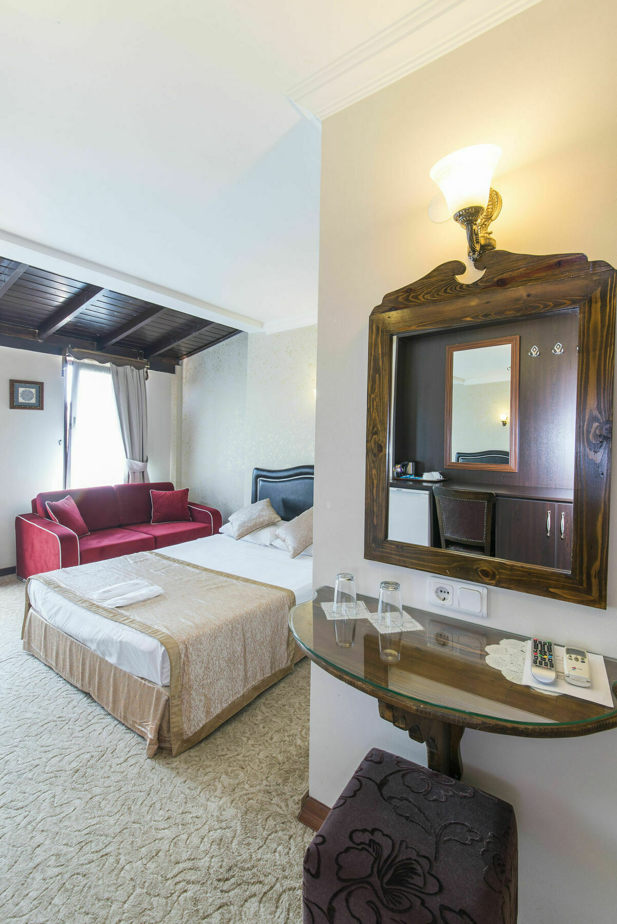 Naz Wooden House Inn Istanbul Exterior photo